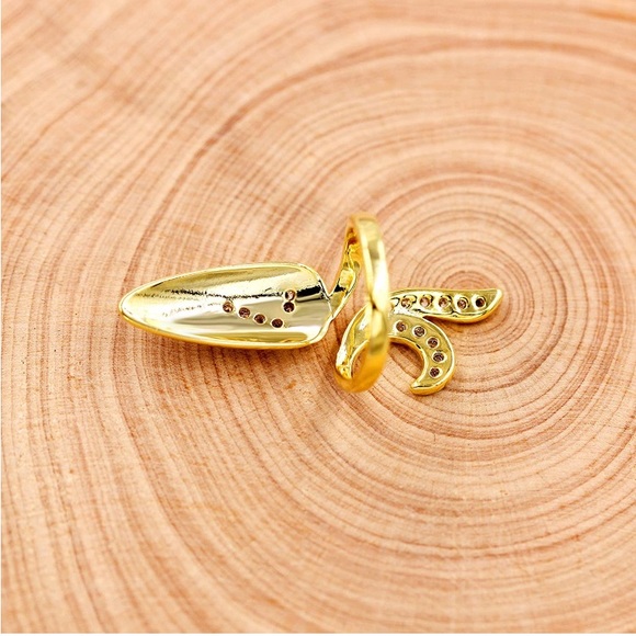 Pinky Finger Nail Protection Decor Tip Cover - Picture 2 of 5